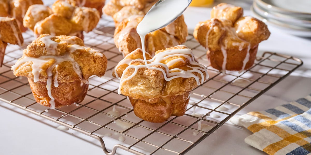 Sticky Sweet Perfection: Monkey Bread Muffin Recipe & Swaps